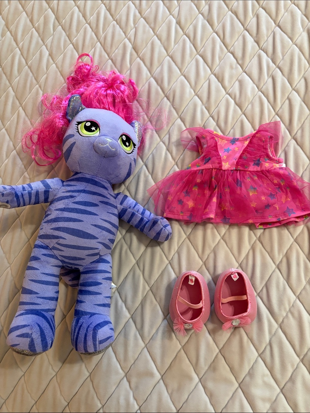 Build-A-Bear Honey Girls Teagan and Accessories